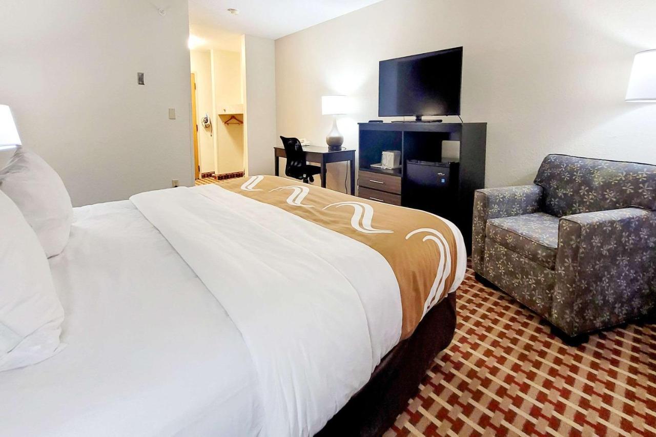 Quality & Hotel