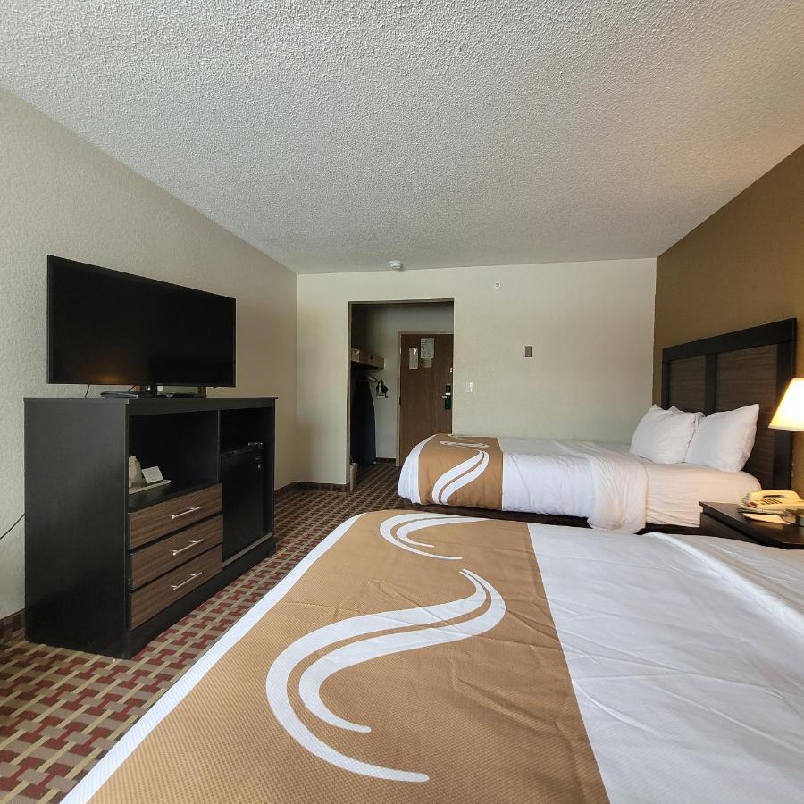 Quality & Hotel 2*